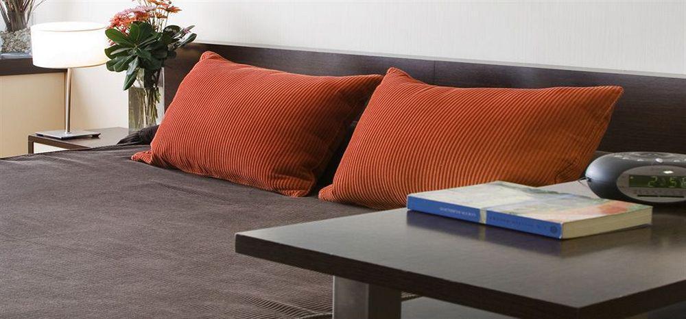 Uriburu 1756 By Ayres Apartments Recoleta 부에노스아이레스 외부 사진